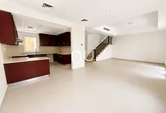 UPGRADED | AVAILABLE NOW | INTERNAL | MUST SEE