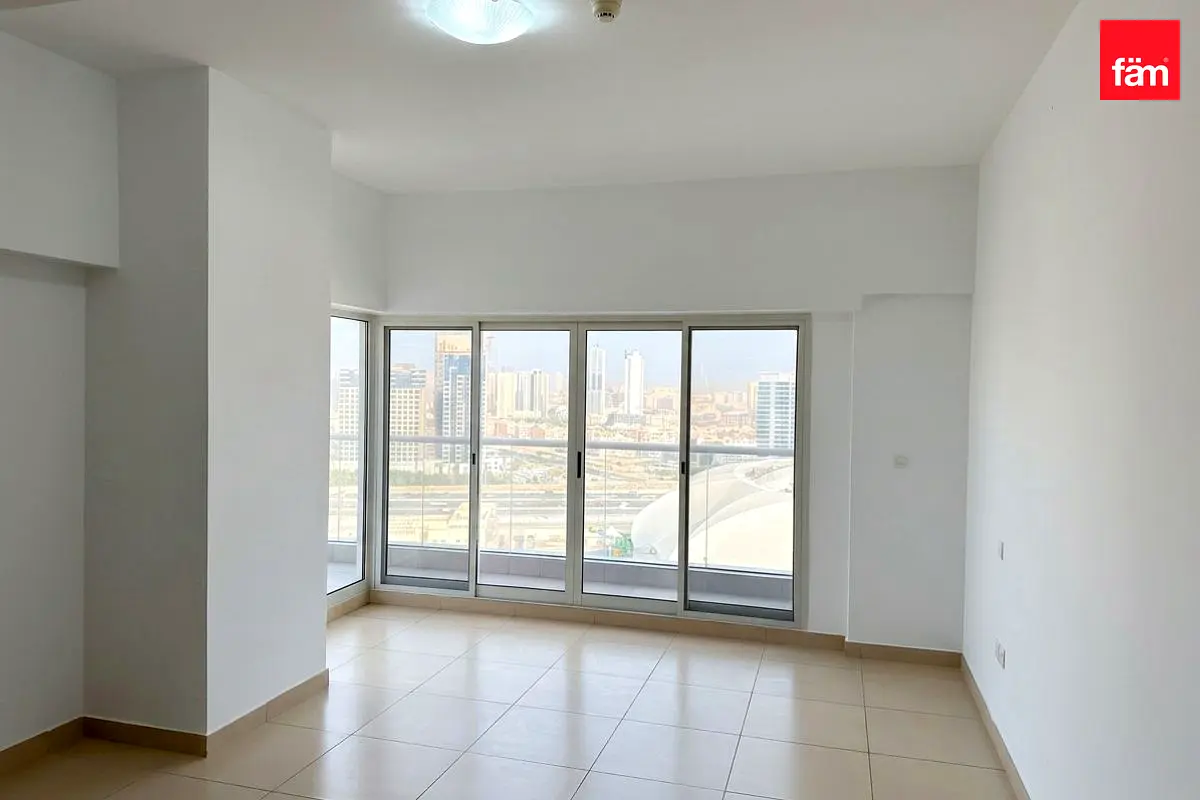 Spacious ChillerFree High Floor | Panoramic Views