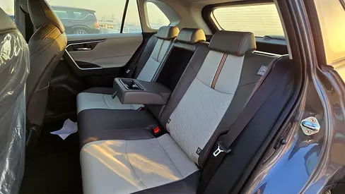 صورة 15 لـ 2025 Toyota RAV 4