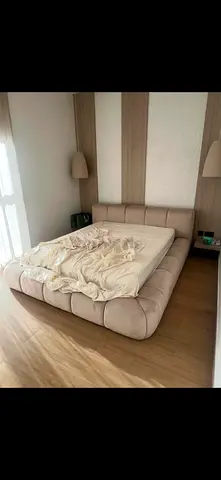 Luxury queen size bed for sale perfect condition