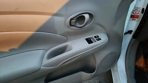 2023 Nissan SUNNY 照片 6