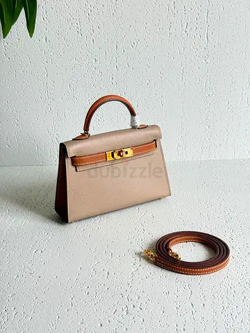 Hermes MINI Kelly leather bag