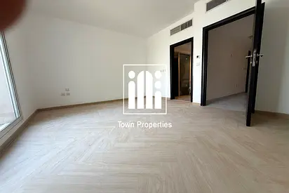 Fully Modified | 2BR+Study Villa | Balcony & Garden |