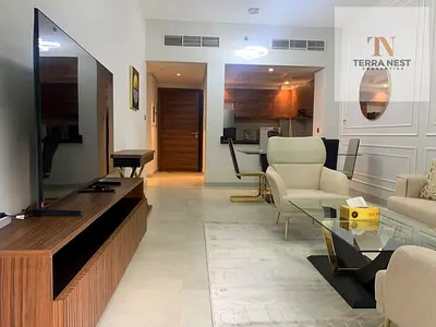 FULLY FURNISHED | DIRECT POOL ACCESS | NEAR EXIT