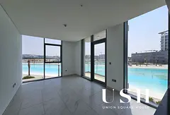 Exclusive | Spacious Bedroom | Lagoon Front