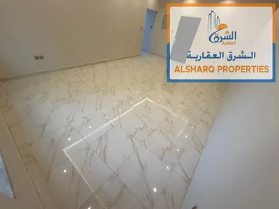 غرفتين وصالة 2 حمام مع 1 بلكونه تكييف مركزي صيانه فري كورنيش عجمان