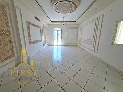 LAHWISH 3 BHK JUST 55K BALCONY FAMILY BUILDING NEAR SAFIA PARK