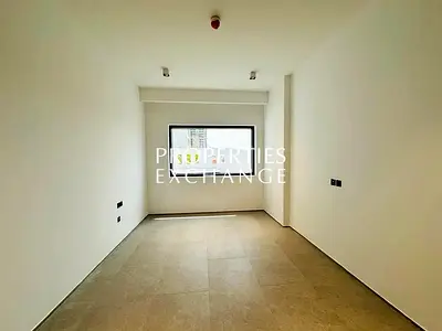 SPACIOUS LAYOUT | PRIME LOCATION | READY TO MOVE