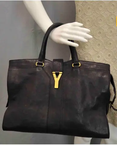 Black leather tote bag with gold Y detail - preowned