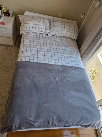 2 Single bed 120x200 with mattress in excelent condition