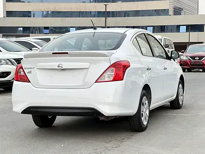 2023 Nissan SUNNY 照片 4