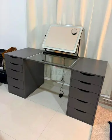 Study desk