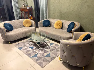 Sofa + coffee table set for sale