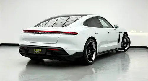 2021 Porsche TAYCAN 照片 4