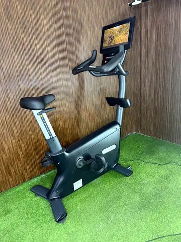 Precore upright bike