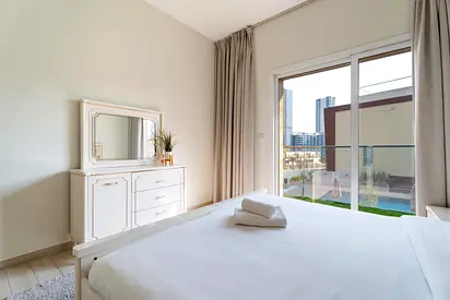 GuestReady – Premium Stay w Balcony & Pool View