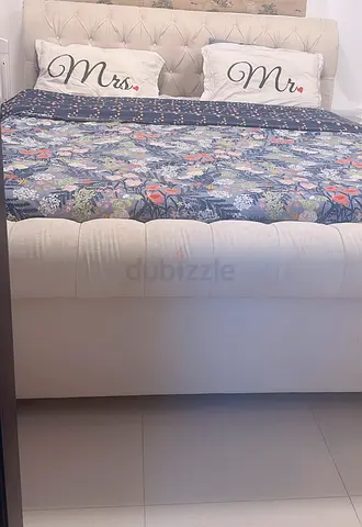 Upholstered King Bed with Tufted Headboard - Cream