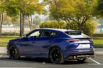 2020 Lamborghini URUS — миниатюра 17