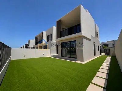 Brand New End Unit | Landscaped Garden | Near Park