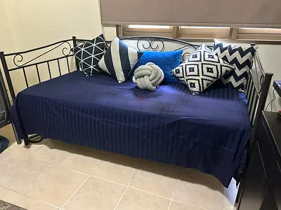 Metal daybed / single bed frame with decorative back - good condition