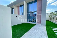 Corner Unit | Vacant | Price Negotiable