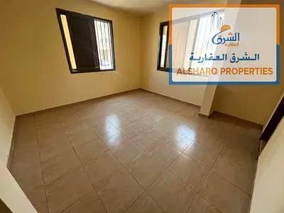 استوديو للإيجار السنوي في النعيمية 2 عجمان بسعر 18 ألف فقط على 6 دفعات. مساحة كبيرة مطبخ منفصل تكييف مركزي صيانة مجانية وقريب من السفير مول.