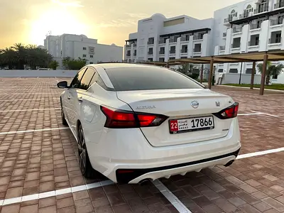 2022 Nissan ALTIMA — миниатюра 9