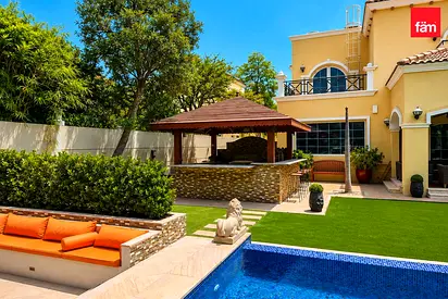 Renovated | Waterfall Pool | Sunken Fire Pit