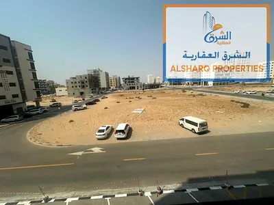فرصة مميزة لاستئجار شقة في منطقة الجرف الصناعية 3، تتميز بموقع حيوي قريب من جميع الخدمات، مع تصميم عملي ومساحات مريحة تناسب العائلات.
