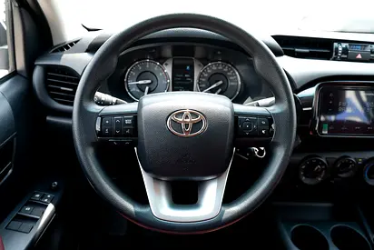 صورة 9 لـ 2026 Toyota HILUX