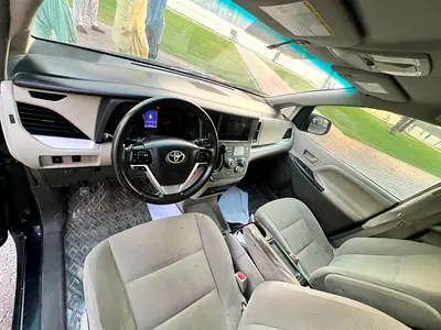 صورة 3 لـ 2017 Toyota SIENNA