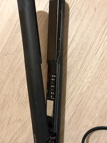 Cloud Nine Black Hair Straightener / Flat Iron - light usage