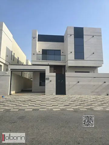 Modern villa for sale in Al-Haliyo 2, land area 3,014 sq ft