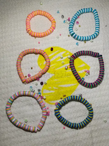 Set of 6 colorful bracelets