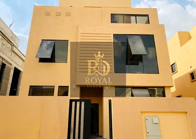 SUPER DISTRESS DEAL | 4 BEDROOMS VILLA | HIGH QUALITY FINISHING | MODERN DESIGNED | CLOSE TO AMENITIES | PRIME LOCATION