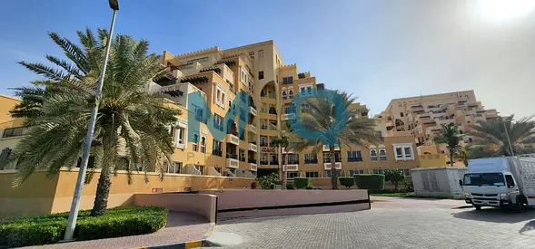 Luxury Living | Beach Front | Great Investment