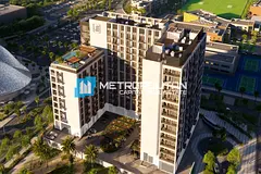 Corner 2BR+Maids | Full Facilities | Prime Area