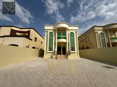 لو بتدور على فيلا بموقع عملي وقريب من الخدمات، فهذا العرض يستحق الاهتمام، خصوصًا مع مساحة أرض 5,000 قدم و5 غرف نوم وسعر يشمل الكهرباء والمياه والمكيفا