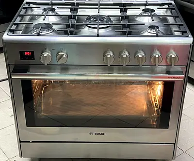 Bosch series 8 latest model  Premium Stainless Steel 5-Burner Gas Cooker with Oven - Good Condition