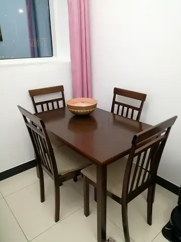 Dining Table 4 seats