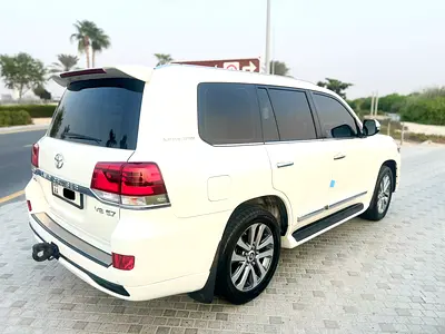 2018 Toyota LAND CRUISER 照片 5