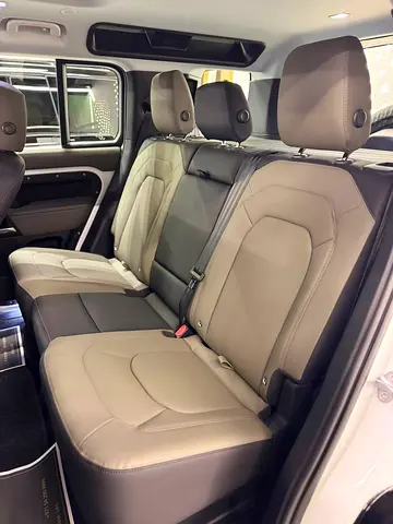 2026 LAND Rover DEFENDER — миниатюра 10
