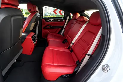 2023 Porsche CAYENNE — миниатюра 13