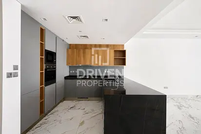 Spacious Layout | Pool View | High Floor