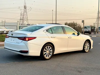 2025 Lexus ES-SERIES 缩略图 17