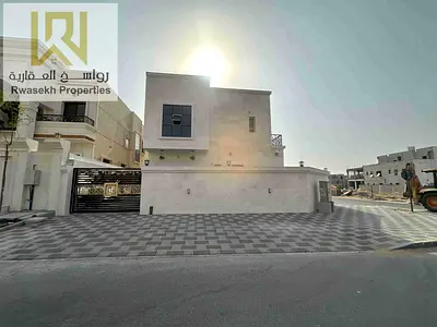 5 bedroom villa with swimming pool and central AC