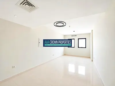 Spacious 2 BHK With 3 Washrooms,Balcony, Close Kitchen