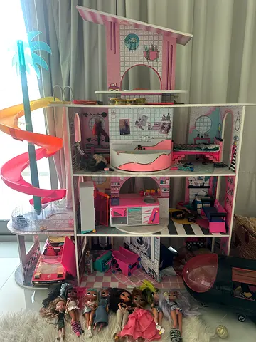 Large Lol-style Dollhouse with Furniture and Dolls with plane and car