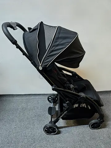 Laclarac influencer stroller Cabin approved for travel Good condition
