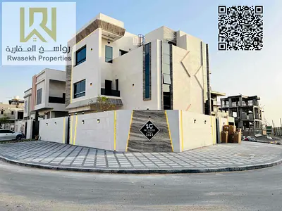 A golden opportunity to secure your children's future👨‍👩‍👧‍👦 and at the same time to get a direct U.A.E golden visa 🎫✨️    📌A unique villa that